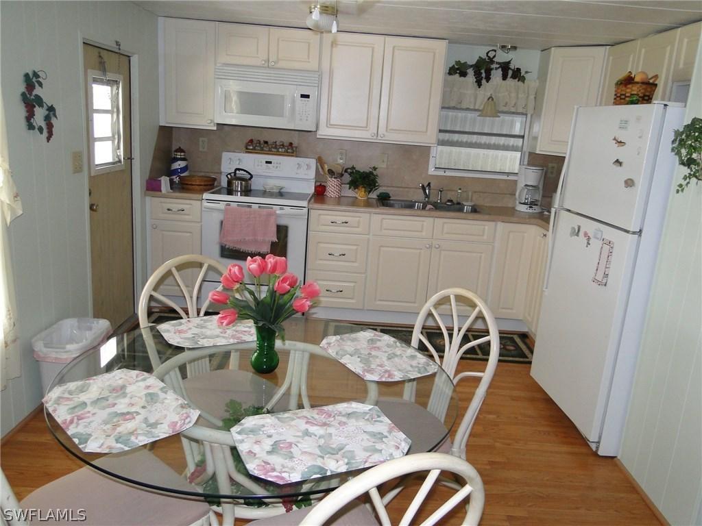 219 Derwent Blvd., Fort Myers, FL 33908