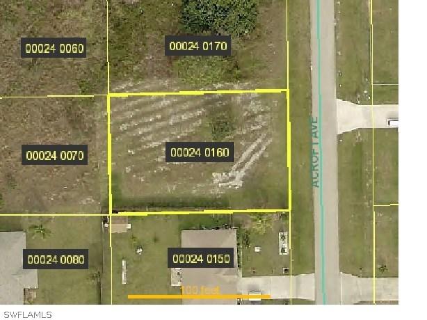 909 Acroft Ave., Lehigh Acres, FL 33971