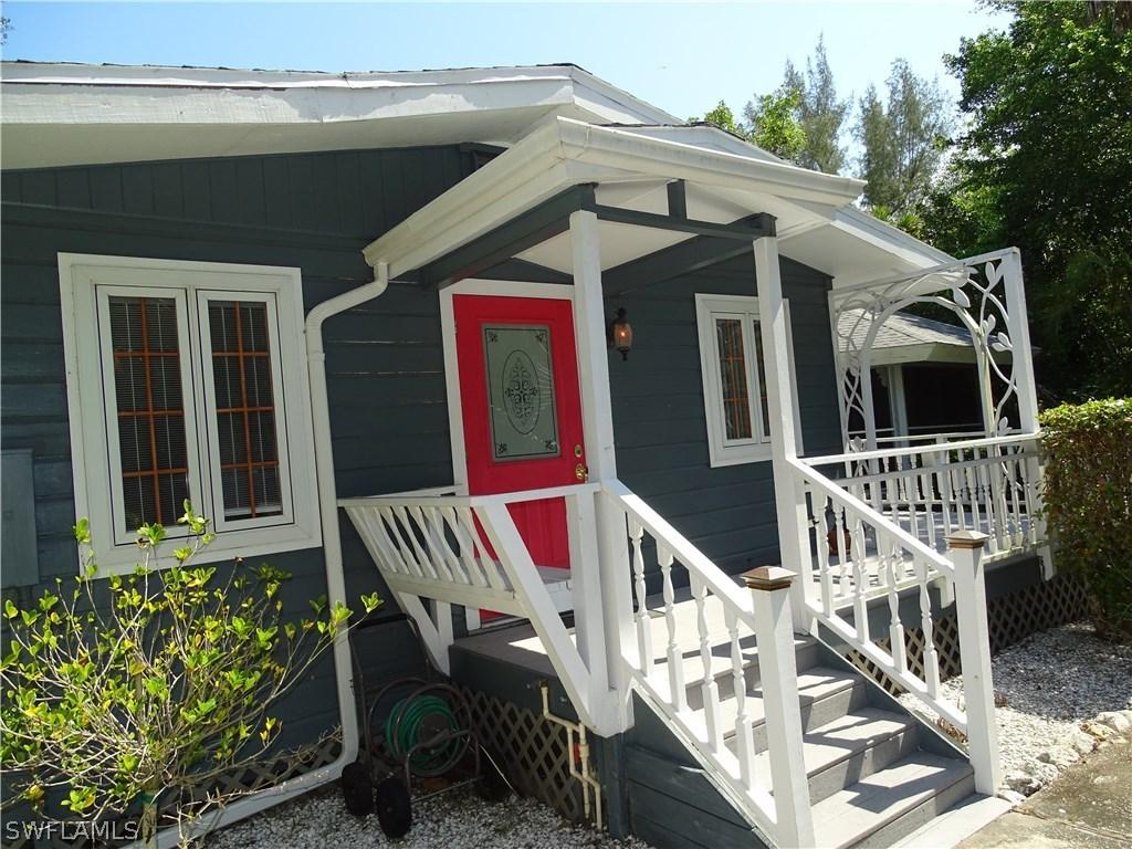 956 Dixie Beach Blvd., Sanibel, FL 33957