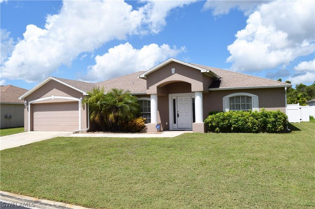 2633 Nature Pointe Loop, Fort Myers, FL 33905