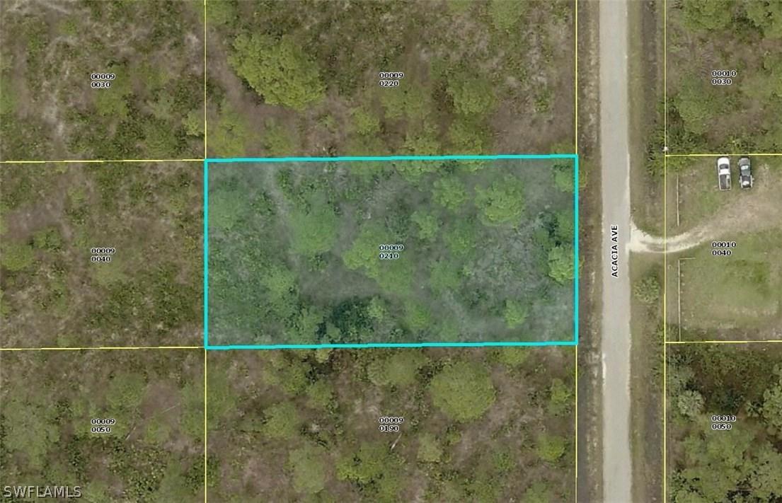 817 Acacia Ave., Lehigh Acres, FL 33972