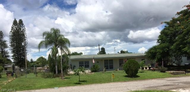 303 Oregon Rd., Lehigh Acres, FL 33936