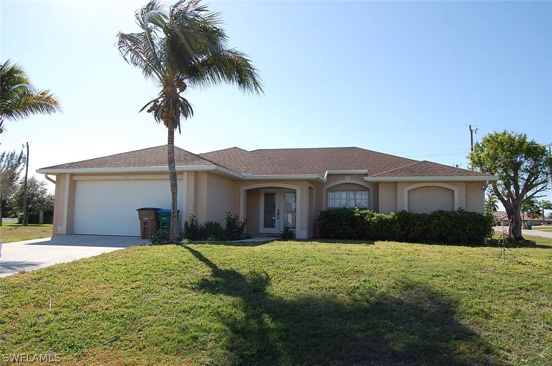 5202 SW 20th Pl., Cape Coral, FL 33914