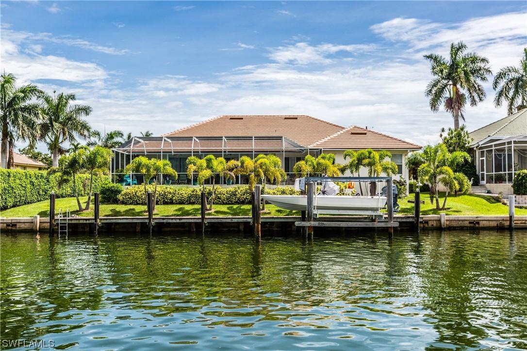 1221 Ludlam Ct., Marco Island, FL 34145