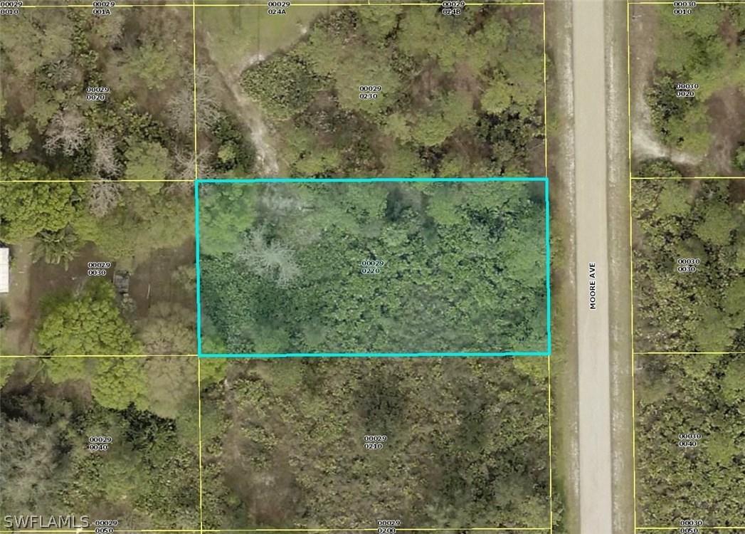 1019 Moore Ave., Lehigh Acres, FL 33972