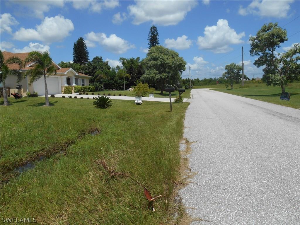 430 NW Juanita Ct., Cape Coral, FL 33993