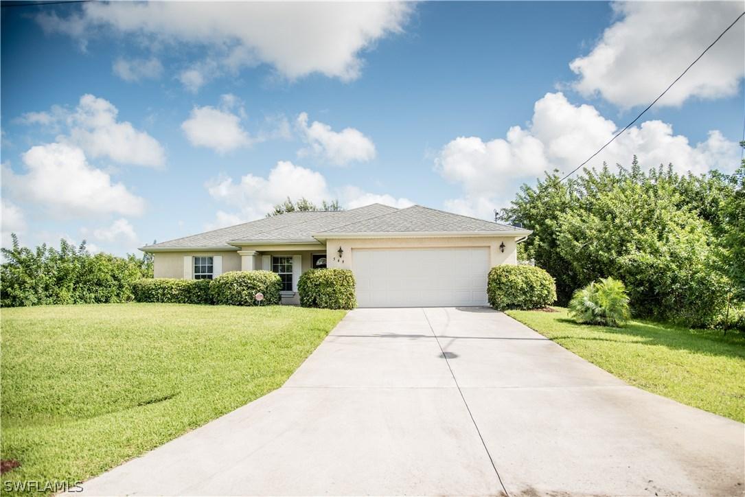 549 Louisville St., Lehigh Acres, FL 33974