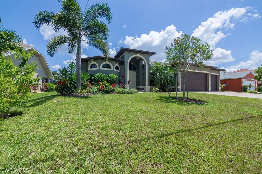 2013 SE 17th Pl., Cape Coral, FL 33990