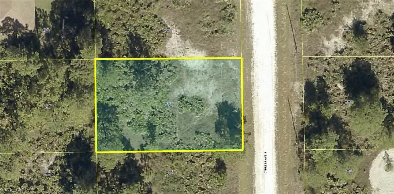 506 Cypress Ave., Lehigh Acres, FL 33974