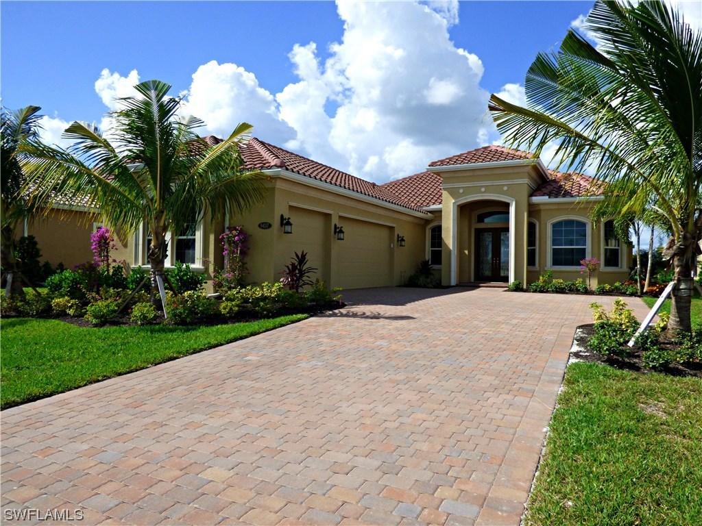 9437 Lagomar Ct., Naples, FL 34114