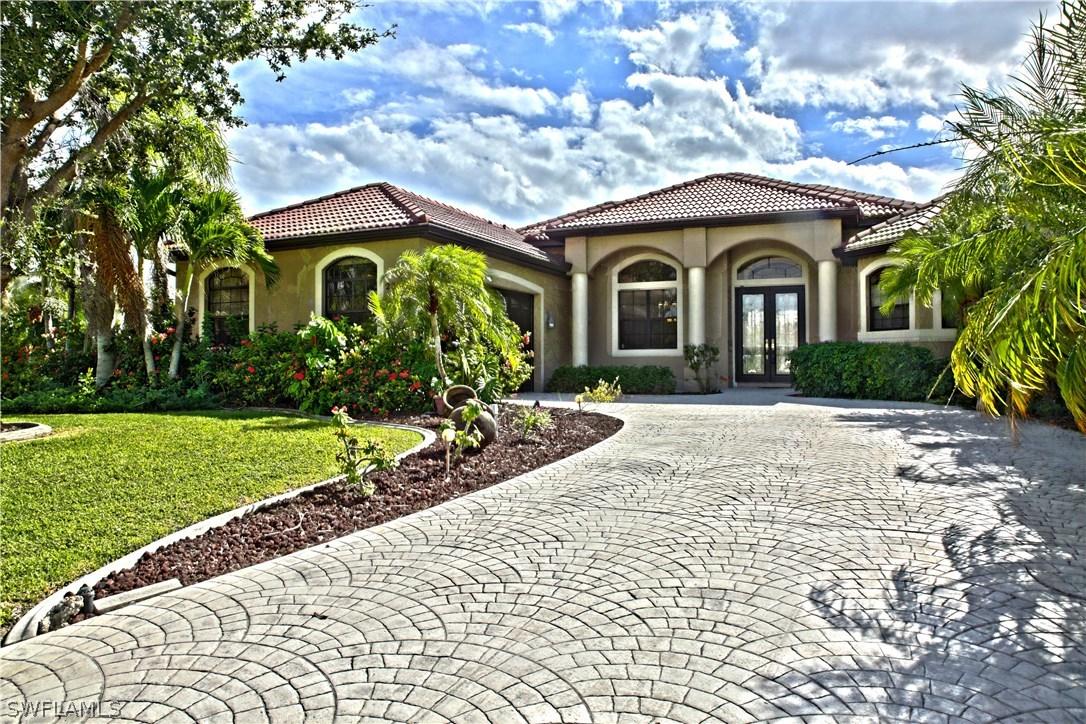 2318 SW 44th Ter., Cape Coral, FL 33914