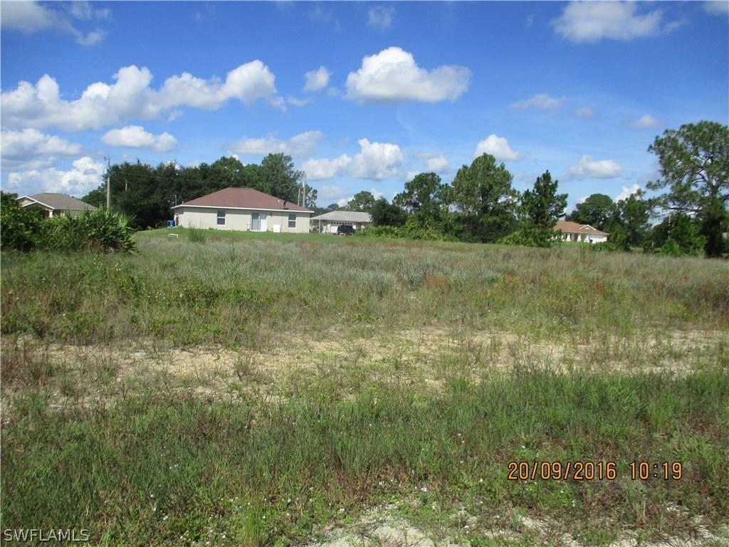 4702 Ida Ave., Lehigh Acres, FL 33976