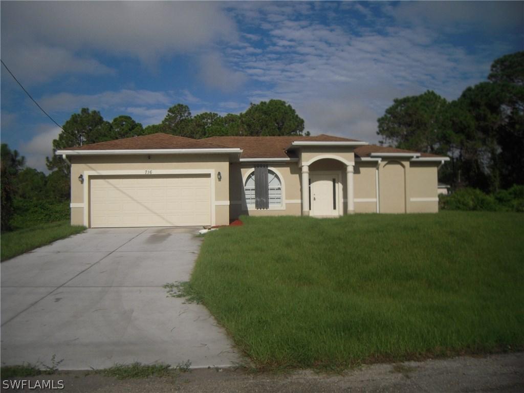 716 Delridge Ave., Lehigh Acres, FL 33974