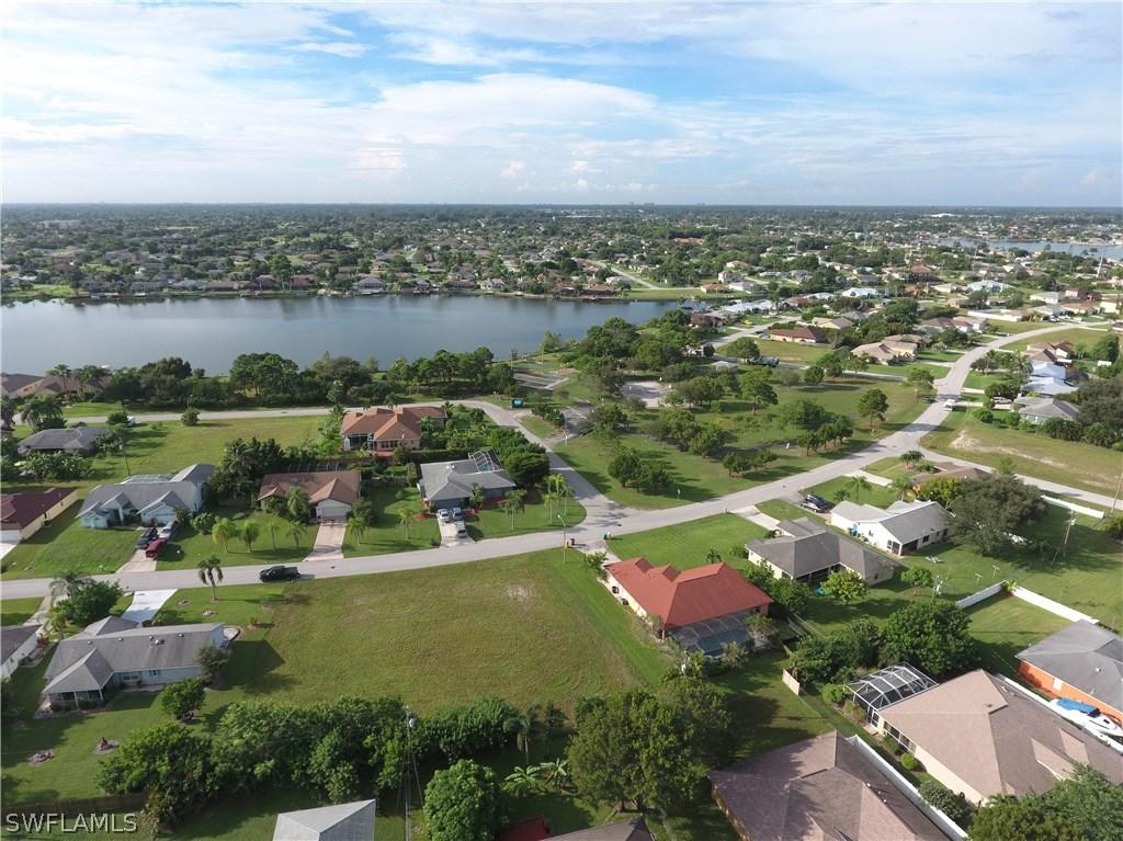 205 SE 4th Ter., Cape Coral, FL 33990