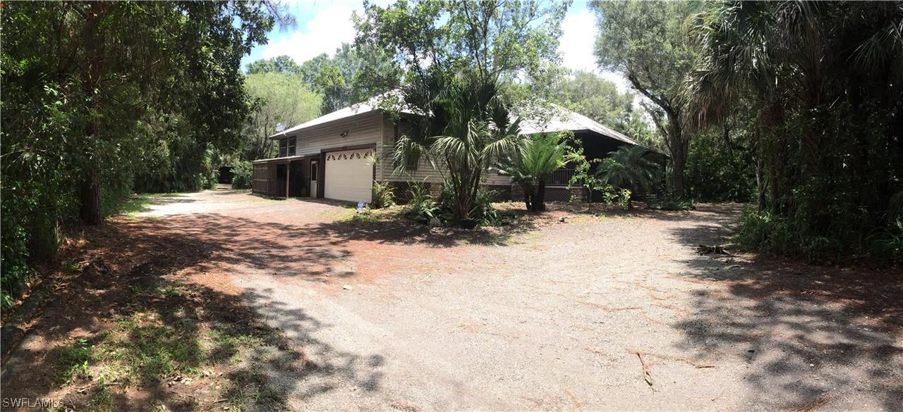 17371 Oak Creek Rd., Alva, FL 33920