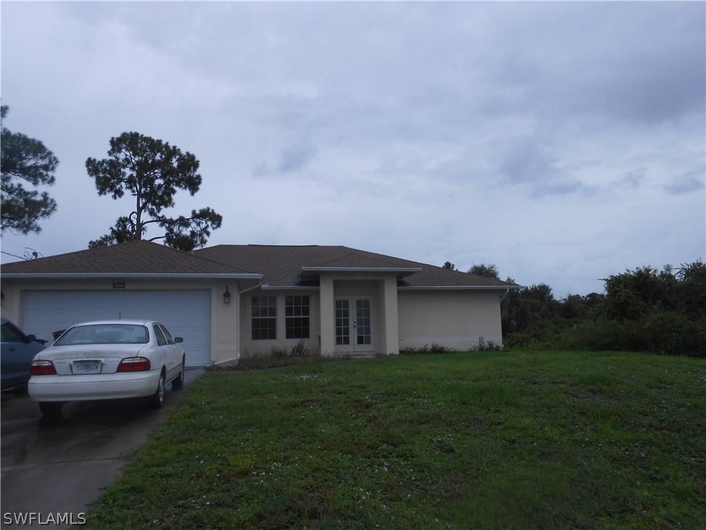 533 Columbus Blvd., Lehigh Acres, FL 33974
