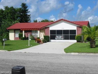 116 Airview Ave., Lehigh Acres, FL 33936