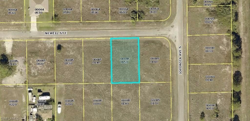 858 Newell St., Lehigh Acres, FL 33974