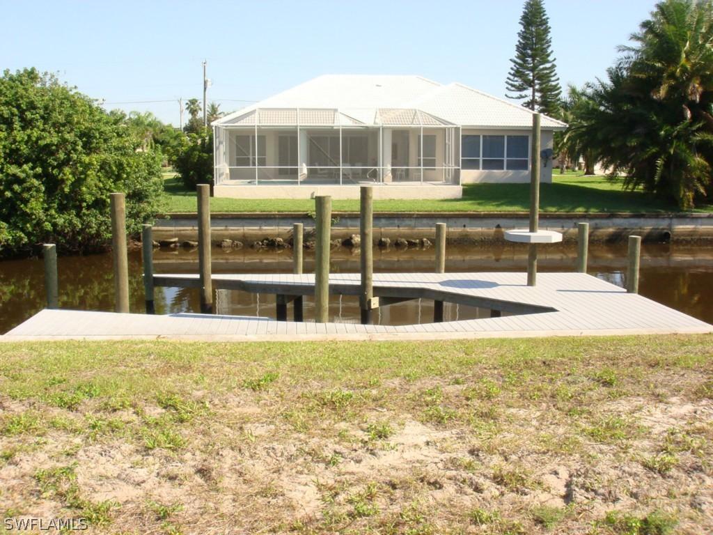 1821 SE 21st Ter., Cape Coral, FL 33990