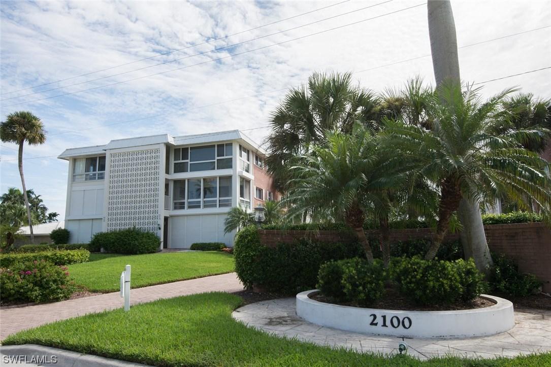 2100 Gulf Shore Blvd. #207, Naples, FL 34102