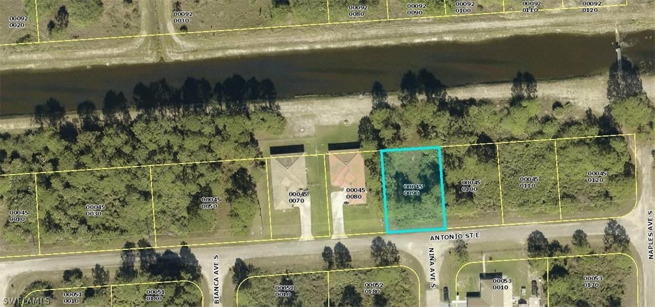 1243 Antonio St., Lehigh Acres, FL 33974