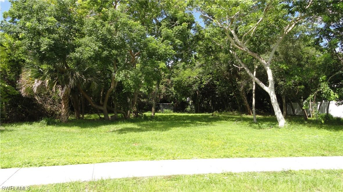 810 Kendall Dr., Marco Island, FL 34145