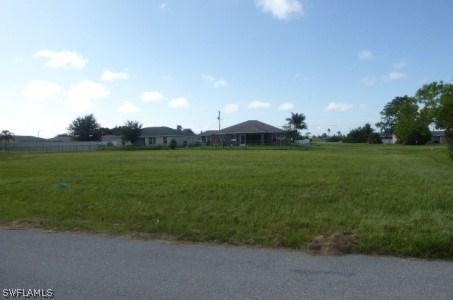 320 NE 15th St., Cape Coral, FL 33909