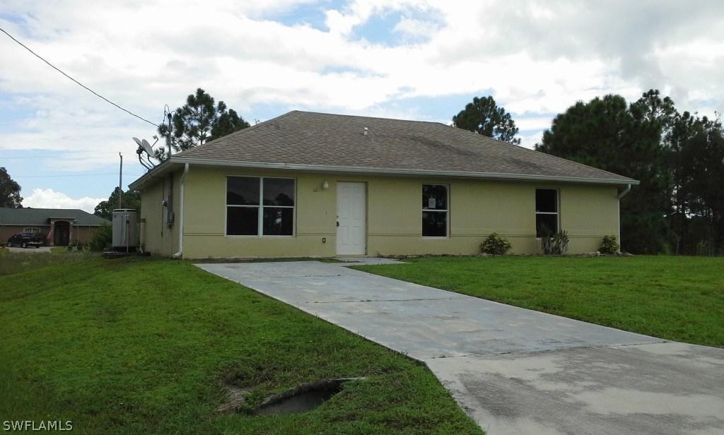 629 Cypress Ave., Lehigh Acres, FL 33974