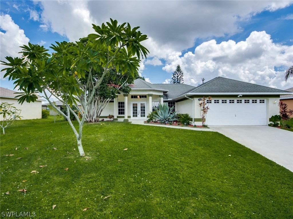 3807 SW 11th Pl., Cape Coral, FL 33914