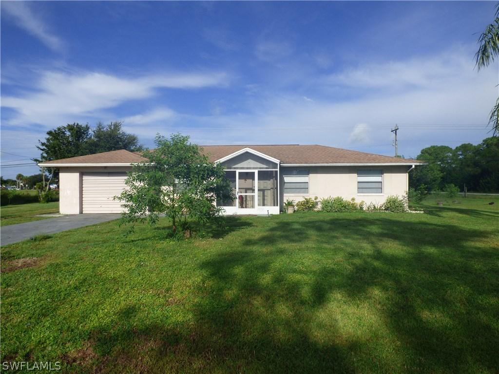 207 Delaware Rd., Lehigh Acres, FL 33936
