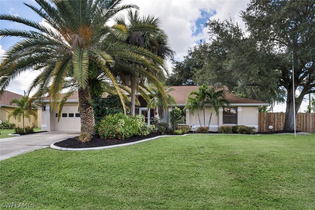 904 SE 21st Pl., Cape Coral, FL 33990