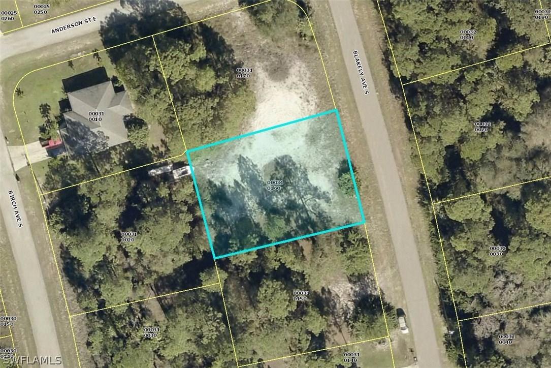 162 Blakely Ave., Lehigh Acres, FL 33974