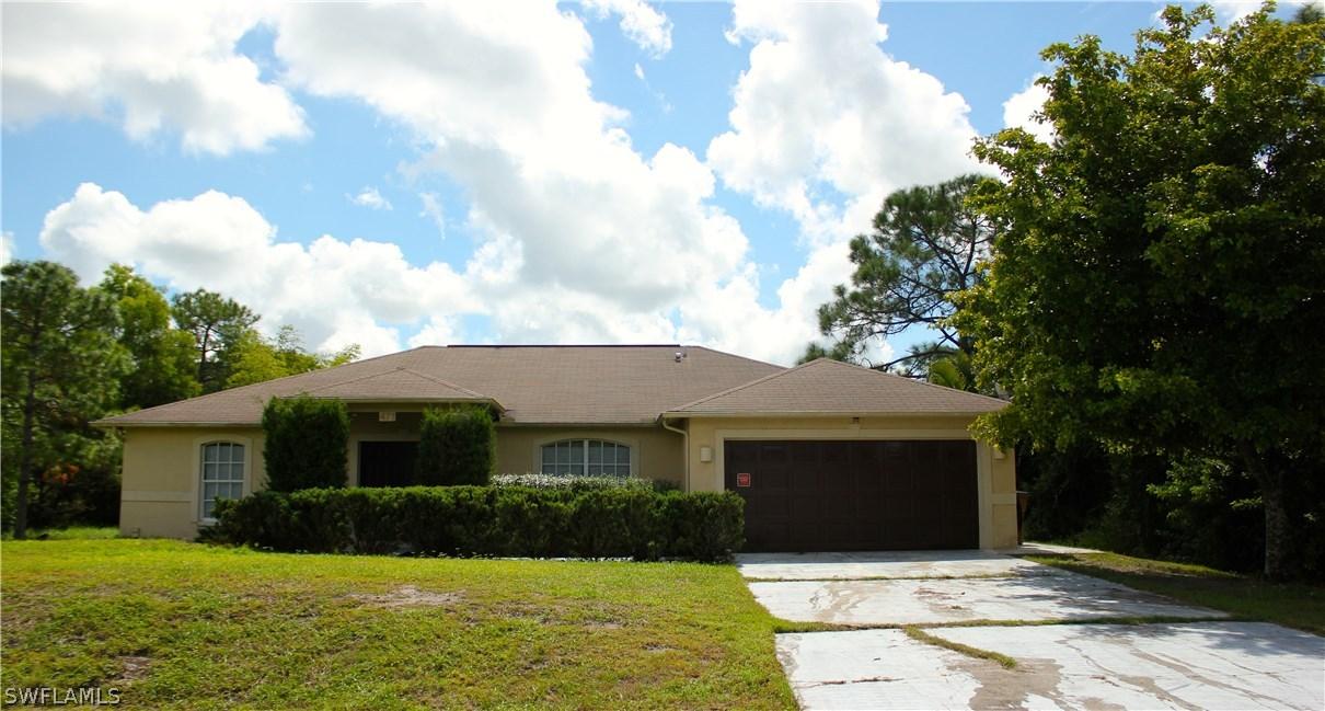471 Boleyn Cir., Lehigh Acres, FL 33974