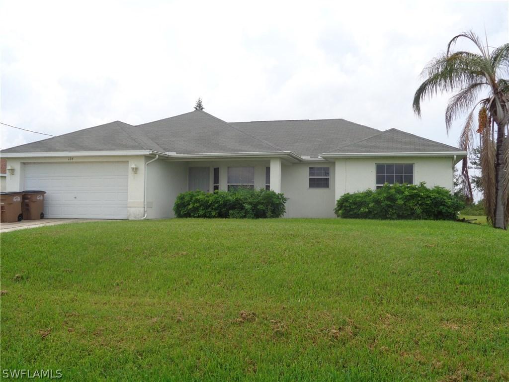 124 NW 25th Pl., Cape Coral, FL 33993