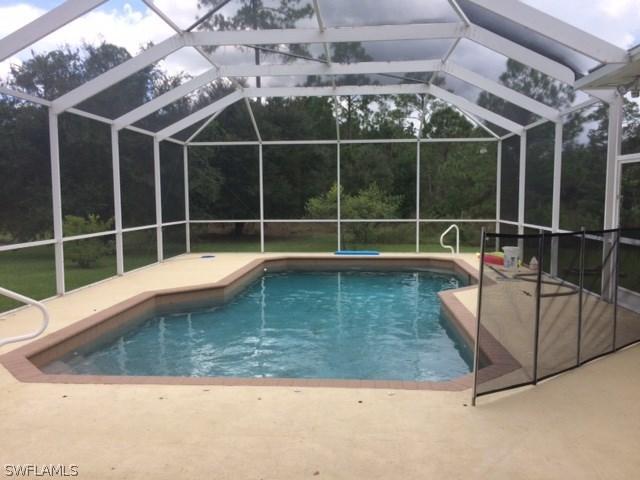 421 Wellington Ave., Lehigh Acres, FL 33972