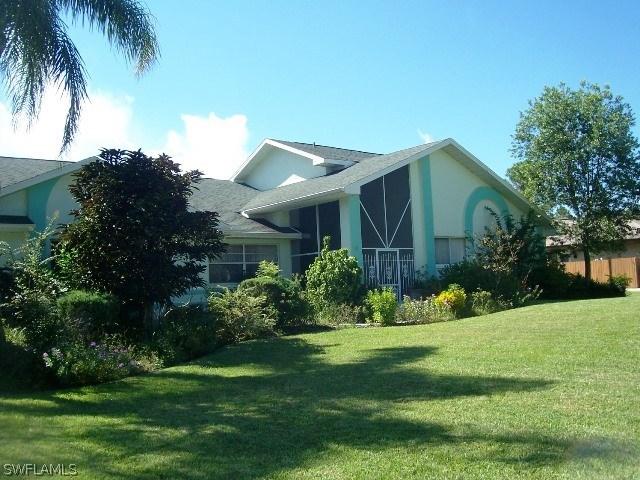 119 Hamilton Ave., Lehigh Acres, FL 33936