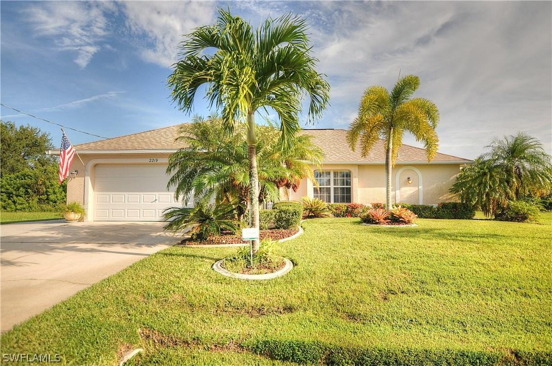 2219 SE 5th Ter., Cape Coral, FL 33990