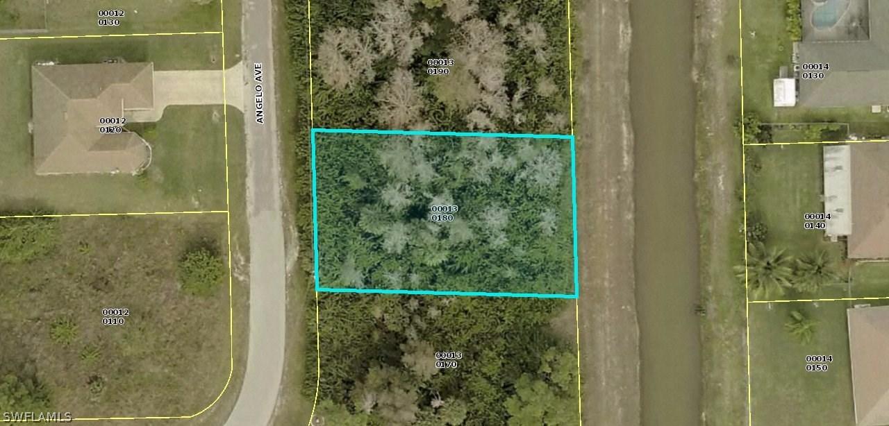 1006 Angelo Ave., Lehigh Acres, FL 33971