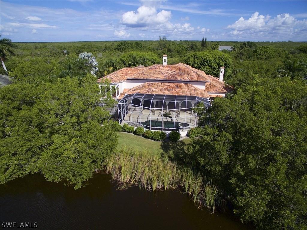 1052 Whisperwood Way, Sanibel, FL 33957