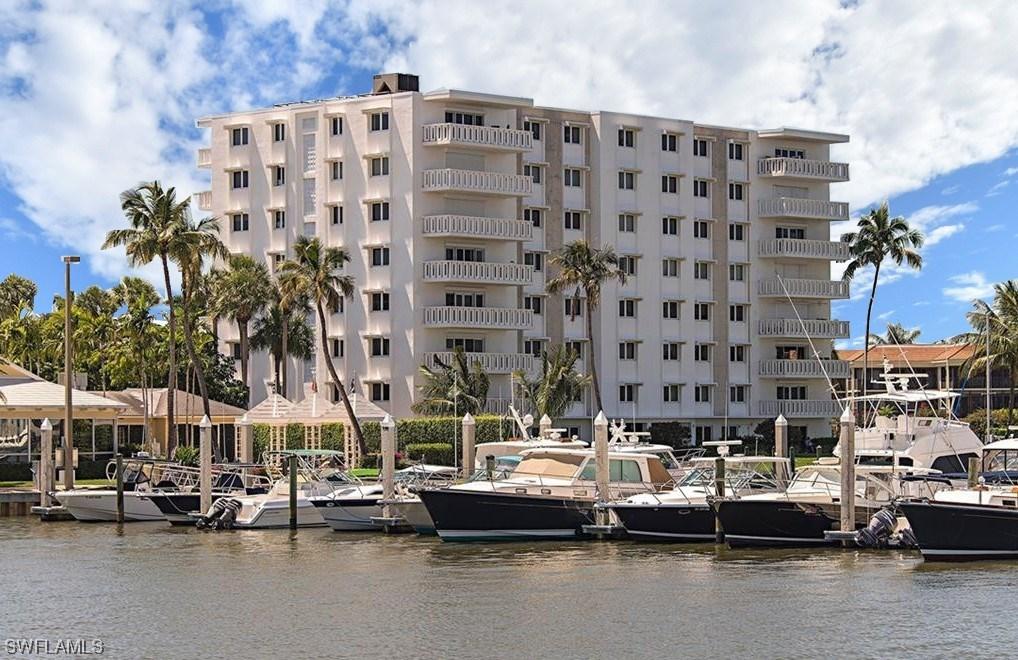 1325 7th St. #3D, Naples, FL 34102
