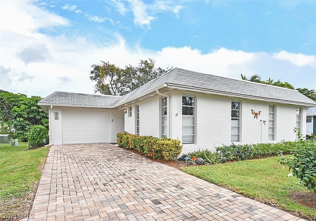 340 Carnaby Ct. #51, Naples, FL 34112