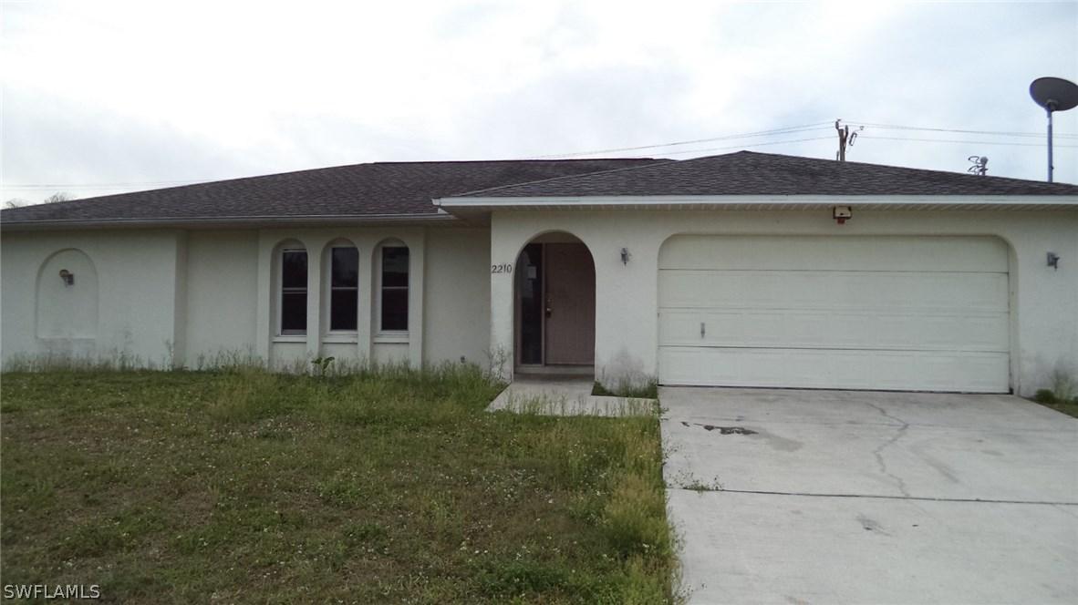 2210 NE 3rd Ter., Cape Coral, FL 33909