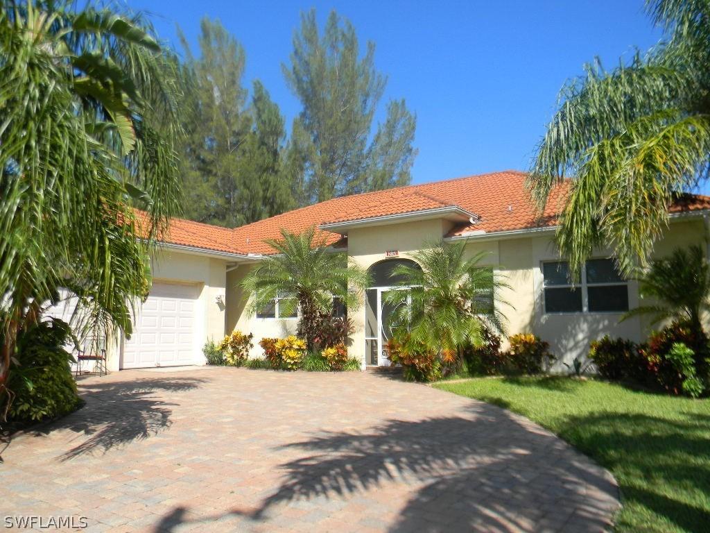 231 SW 21st Ln., Cape Coral, FL 33991