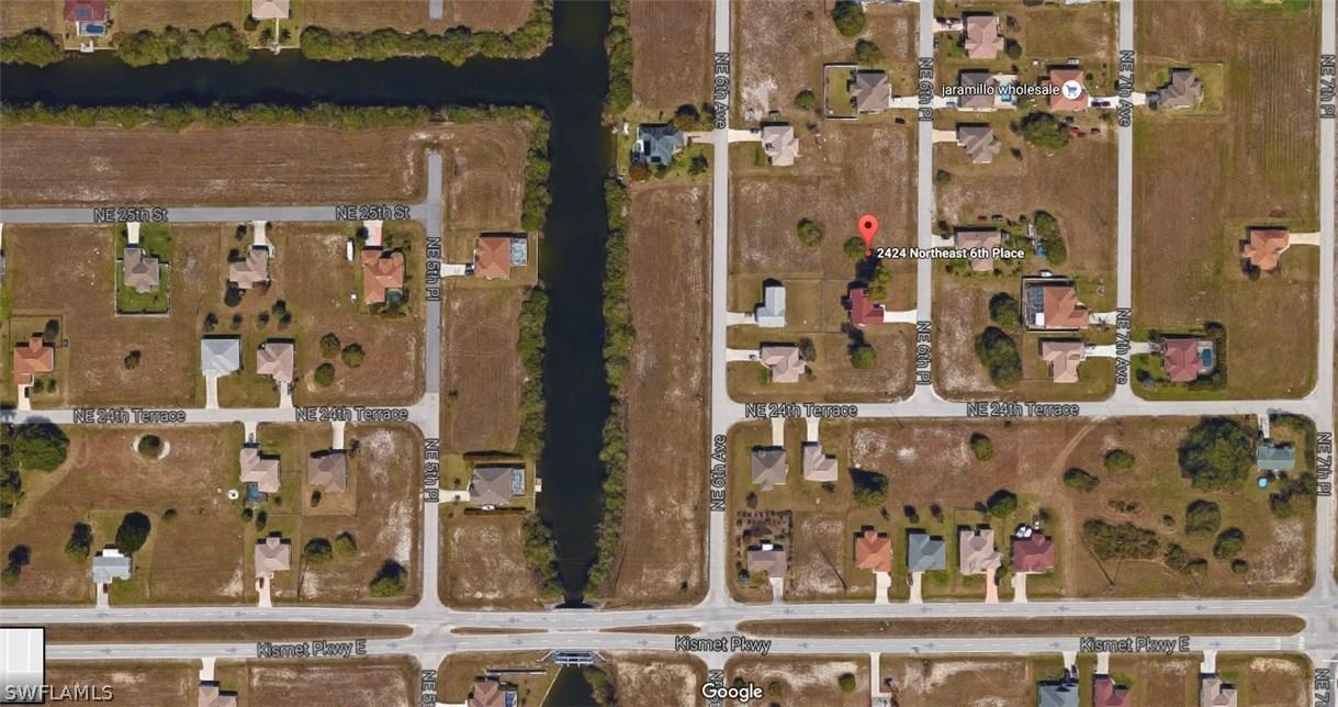 2424 NE 6th Pl., Cape Coral, FL 33909