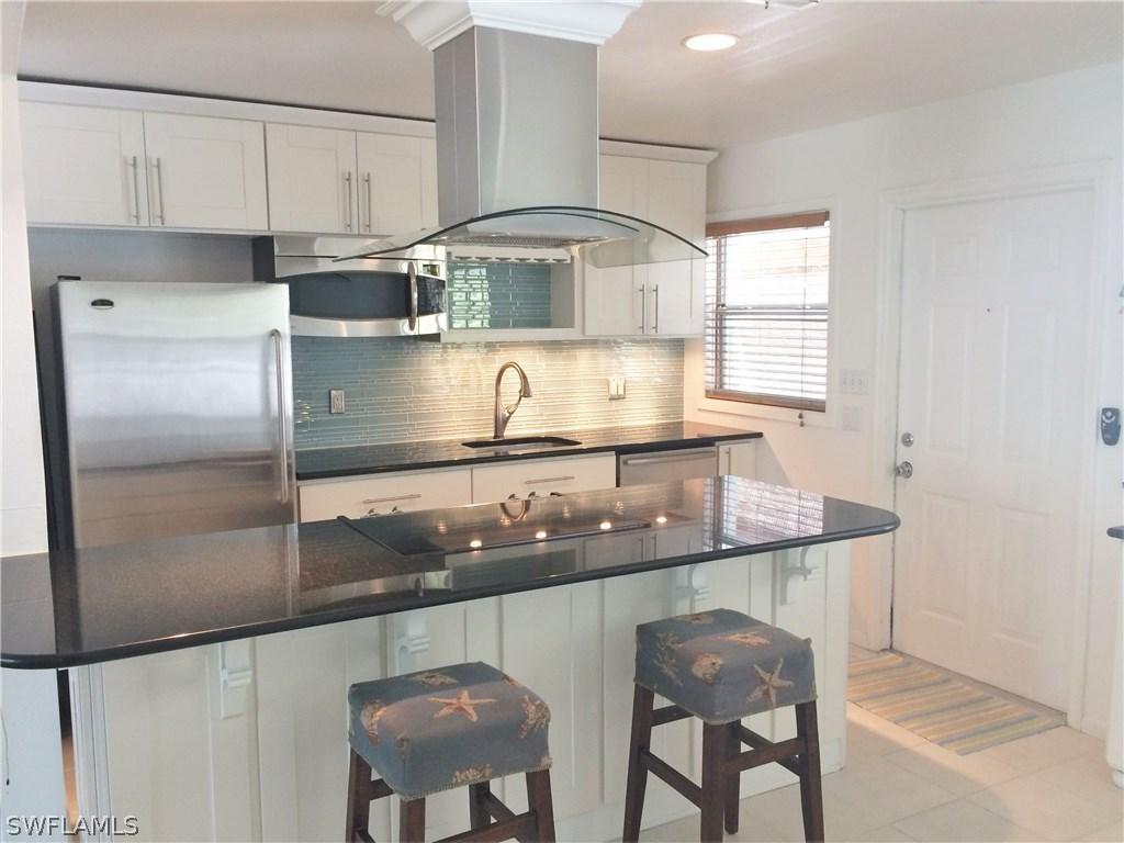 5550 Oak Ridge Ave., Fort Myers Beach, FL 33931