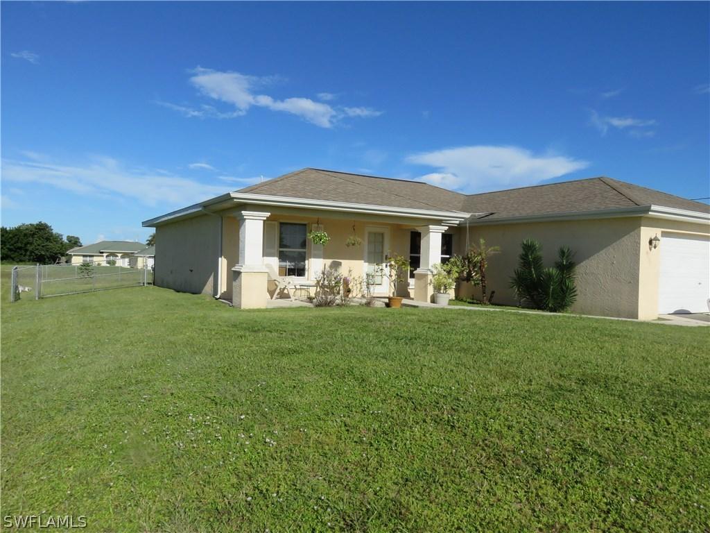 2616 NW 2nd Pl., Cape Coral, FL 33993