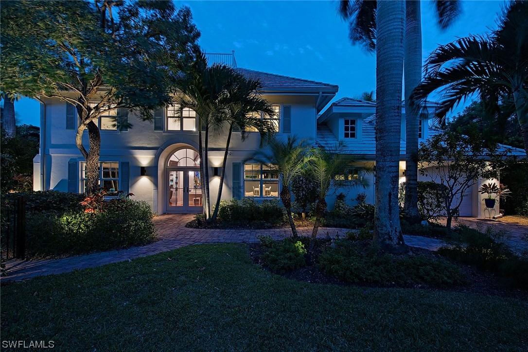 180 6th St., Naples, FL 34113