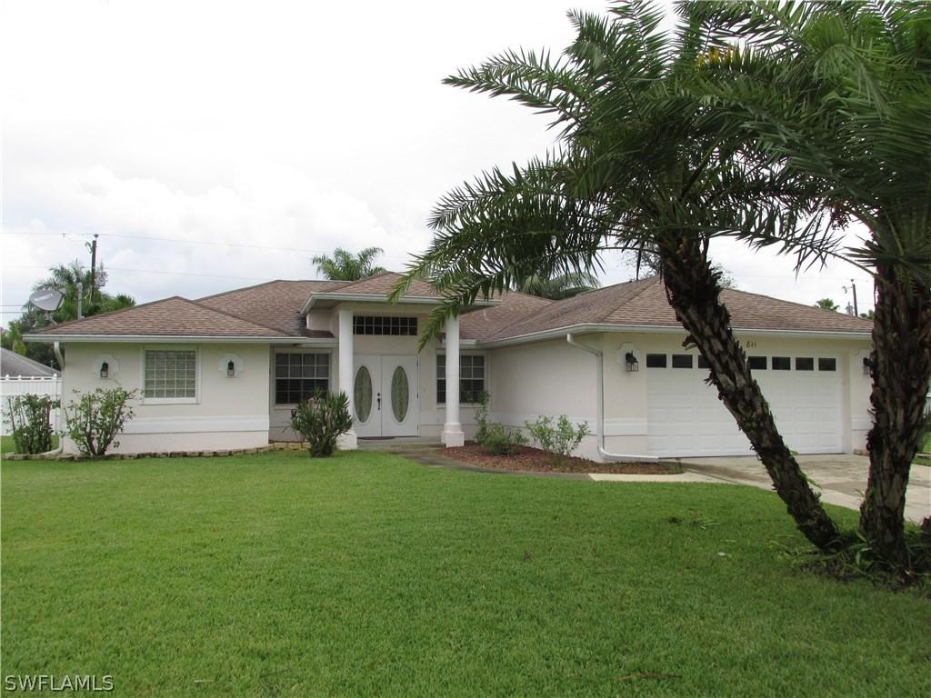 811 Nicholas Pkwy., Cape Coral, FL 33991