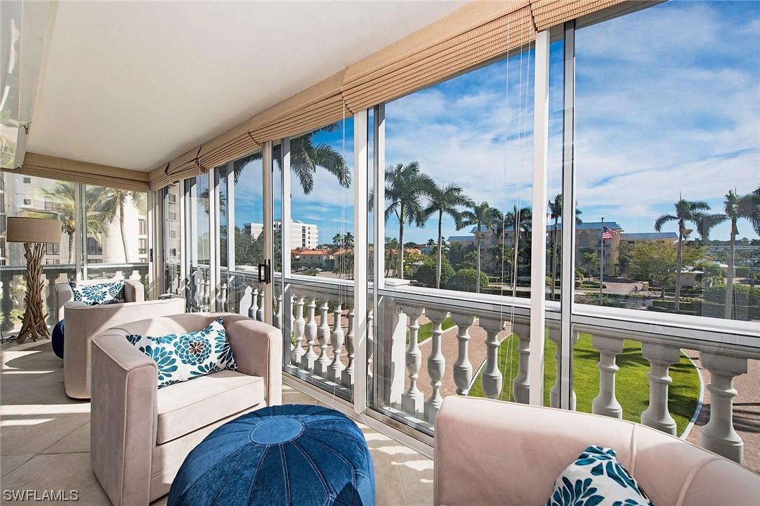 3003 Gulf Shore Blvd. #304, Naples, FL 34103