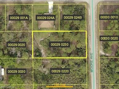 1021 Moore Ave., Lehigh Acres, FL 33972